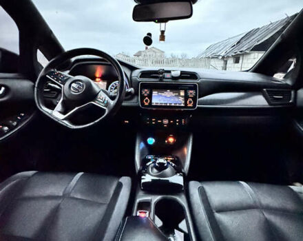 Черный Ниссан Лиф, объемом двигателя 0 л и пробегом 78 тыс. км за 11999 $, фото 6 на Automoto.ua