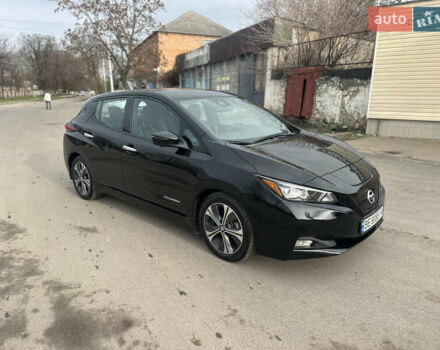 Черный Ниссан Лиф, объемом двигателя 0 л и пробегом 51 тыс. км за 13999 $, фото 5 на Automoto.ua