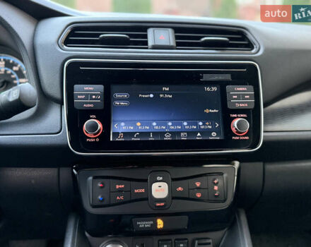 Черный Ниссан Лиф, объемом двигателя 0 л и пробегом 111 тыс. км за 11200 $, фото 15 на Automoto.ua