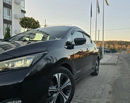 Черный Ниссан Лиф, объемом двигателя 0 л и пробегом 190 тыс. км за 12500 $, фото 7 на Automoto.ua