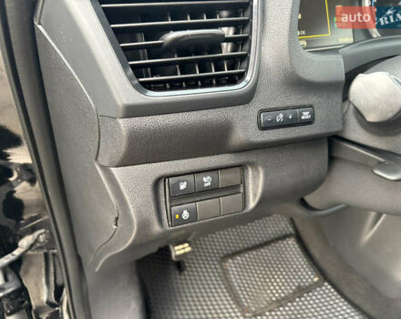 Черный Ниссан Лиф, объемом двигателя 0 л и пробегом 97 тыс. км за 10300 $, фото 9 на Automoto.ua