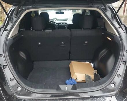 Черный Ниссан Лиф, объемом двигателя 0 л и пробегом 40 тыс. км за 13500 $, фото 4 на Automoto.ua