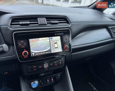 Черный Ниссан Лиф, объемом двигателя 0 л и пробегом 19 тыс. км за 14800 $, фото 11 на Automoto.ua