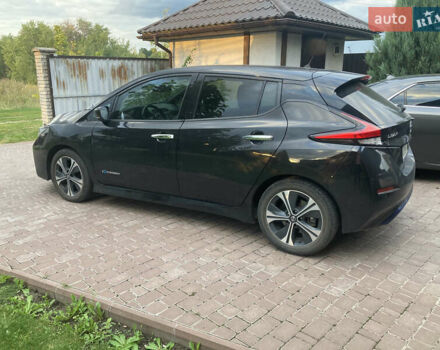 Чорний Ніссан Ліф, об'ємом двигуна 0 л та пробігом 77 тис. км за 14300 $, фото 3 на Automoto.ua