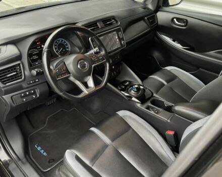 Черный Ниссан Лиф, объемом двигателя 0 л и пробегом 34 тыс. км за 6700 $, фото 11 на Automoto.ua