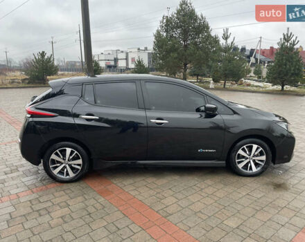 Чорний Ніссан Ліф, об'ємом двигуна 0 л та пробігом 115 тис. км за 12000 $, фото 3 на Automoto.ua