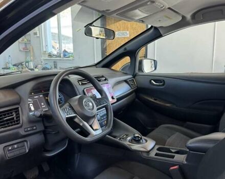 Черный Ниссан Лиф, объемом двигателя 0 л и пробегом 59 тыс. км за 16500 $, фото 8 на Automoto.ua