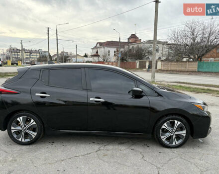 Черный Ниссан Лиф, объемом двигателя 0 л и пробегом 97 тыс. км за 10300 $, фото 3 на Automoto.ua