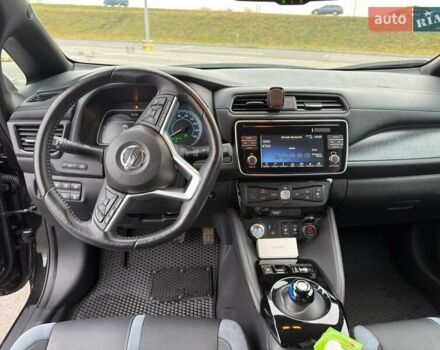 Черный Ниссан Лиф, объемом двигателя 0 л и пробегом 92 тыс. км за 13100 $, фото 16 на Automoto.ua