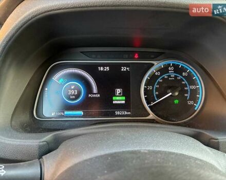 Черный Ниссан Лиф, объемом двигателя 0 л и пробегом 59 тыс. км за 16500 $, фото 3 на Automoto.ua