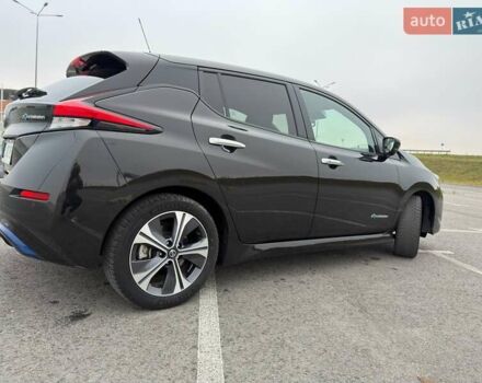 Черный Ниссан Лиф, объемом двигателя 0 л и пробегом 92 тыс. км за 13100 $, фото 31 на Automoto.ua