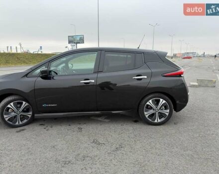 Черный Ниссан Лиф, объемом двигателя 0 л и пробегом 92 тыс. км за 13100 $, фото 40 на Automoto.ua