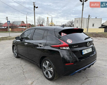 Черный Ниссан Лиф, объемом двигателя 0 л и пробегом 97 тыс. км за 10300 $, фото 6 на Automoto.ua