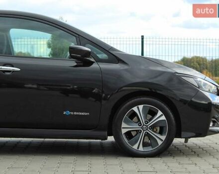 Чорний Ніссан Ліф, об'ємом двигуна 0 л та пробігом 64 тис. км за 13299 $, фото 8 на Automoto.ua
