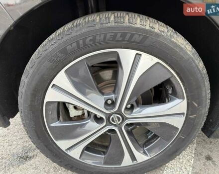 Черный Ниссан Лиф, объемом двигателя 0 л и пробегом 92 тыс. км за 13100 $, фото 17 на Automoto.ua