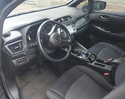 Черный Ниссан Лиф, объемом двигателя 0 л и пробегом 40 тыс. км за 13500 $, фото 3 на Automoto.ua