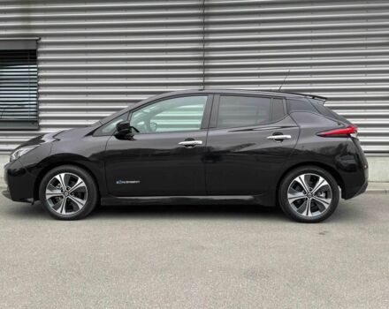 Черный Ниссан Лиф, объемом двигателя 0 л и пробегом 68 тыс. км за 9000 $, фото 5 на Automoto.ua