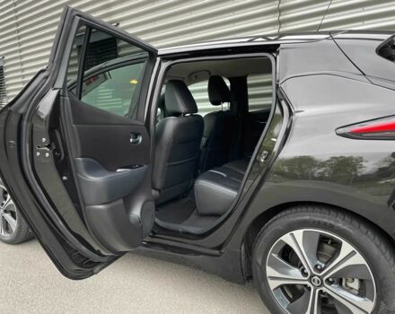 Черный Ниссан Лиф, объемом двигателя 0 л и пробегом 34 тыс. км за 6700 $, фото 12 на Automoto.ua