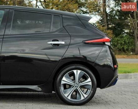 Чорний Ніссан Ліф, об'ємом двигуна 0 л та пробігом 64 тис. км за 13299 $, фото 17 на Automoto.ua