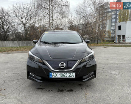 Черный Ниссан Лиф, объемом двигателя 0 л и пробегом 97 тыс. км за 10300 $, фото 1 на Automoto.ua