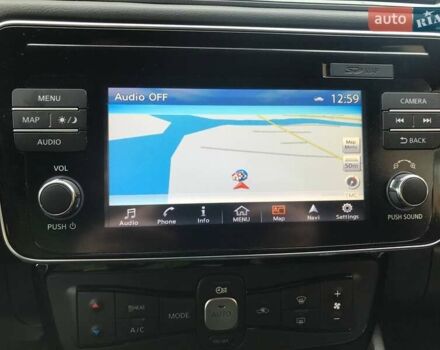 Черный Ниссан Лиф, объемом двигателя 0 л и пробегом 90 тыс. км за 20500 $, фото 20 на Automoto.ua