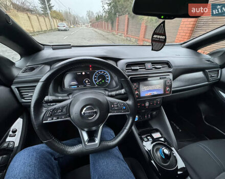 Черный Ниссан Лиф, объемом двигателя 0 л и пробегом 19 тыс. км за 14800 $, фото 18 на Automoto.ua