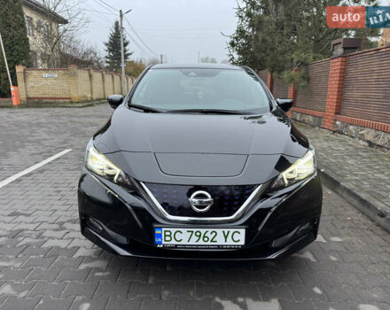 Черный Ниссан Лиф, объемом двигателя 0 л и пробегом 19 тыс. км за 14800 $, фото 7 на Automoto.ua