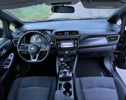 Черный Ниссан Лиф, объемом двигателя 0 л и пробегом 63 тыс. км за 12999 $, фото 20 на Automoto.ua