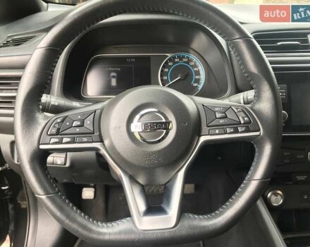 Черный Ниссан Лиф, объемом двигателя 0 л и пробегом 90 тыс. км за 20500 $, фото 5 на Automoto.ua