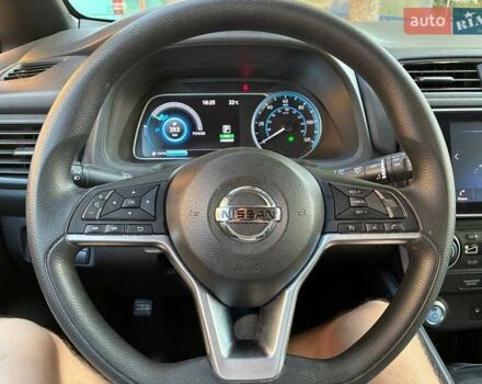 Черный Ниссан Лиф, объемом двигателя 0 л и пробегом 59 тыс. км за 16500 $, фото 1 на Automoto.ua