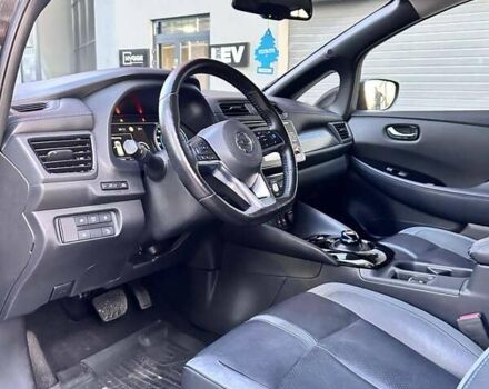 Чорний Ніссан Ліф, об'ємом двигуна 0 л та пробігом 130 тис. км за 14250 $, фото 13 на Automoto.ua
