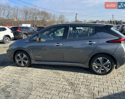 Черный Ниссан Лиф, объемом двигателя 0 л и пробегом 234 тыс. км за 11000 $, фото 2 на Automoto.ua