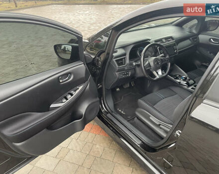 Чорний Ніссан Ліф, об'ємом двигуна 0 л та пробігом 115 тис. км за 12000 $, фото 9 на Automoto.ua