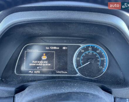 Черный Ниссан Лиф, объемом двигателя 0 л и пробегом 234 тыс. км за 11000 $, фото 11 на Automoto.ua