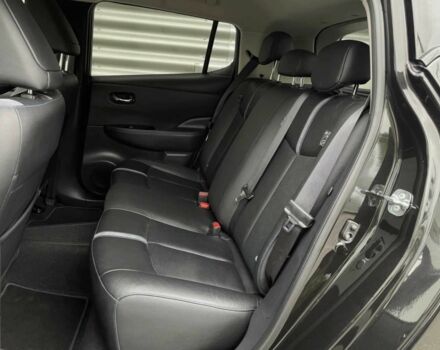 Черный Ниссан Лиф, объемом двигателя 0 л и пробегом 34 тыс. км за 6700 $, фото 13 на Automoto.ua