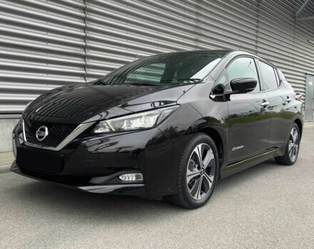 Черный Ниссан Лиф, объемом двигателя 0 л и пробегом 34 тыс. км за 6700 $, фото 2 на Automoto.ua
