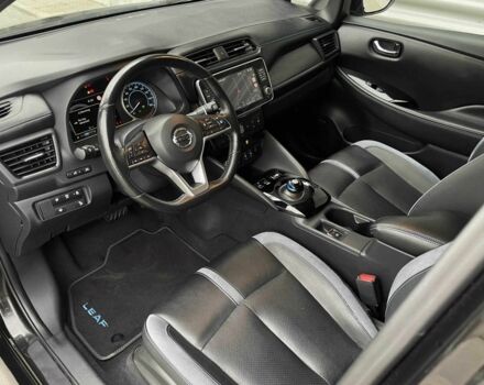 Черный Ниссан Лиф, объемом двигателя 0 л и пробегом 68 тыс. км за 9000 $, фото 7 на Automoto.ua