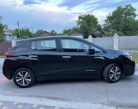 Черный Ниссан Лиф, объемом двигателя 0 л и пробегом 63 тыс. км за 12999 $, фото 7 на Automoto.ua