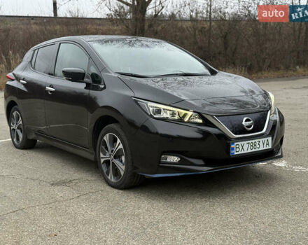 Черный Ниссан Лиф, объемом двигателя 0 л и пробегом 95 тыс. км за 16999 $, фото 19 на Automoto.ua