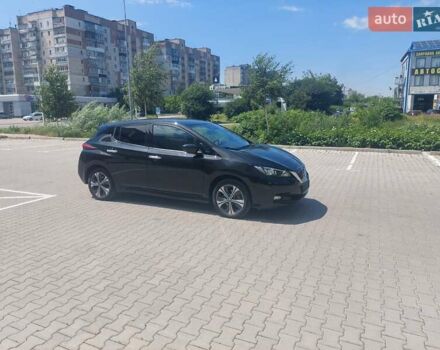 Черный Ниссан Лиф, объемом двигателя 0 л и пробегом 86 тыс. км за 15900 $, фото 6 на Automoto.ua