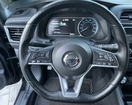 Черный Ниссан Лиф, объемом двигателя 0 л и пробегом 70 тыс. км за 13377 $, фото 20 на Automoto.ua