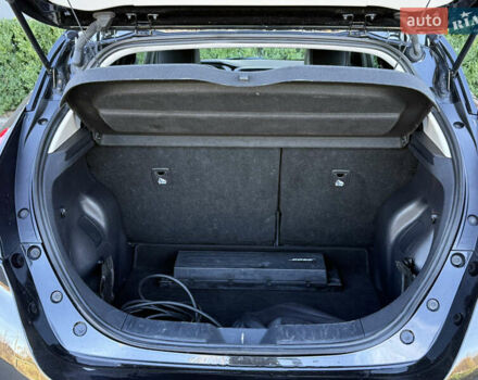 Черный Ниссан Лиф, объемом двигателя 0 л и пробегом 98 тыс. км за 15999 $, фото 37 на Automoto.ua