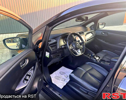 Чорний Ніссан Ліф, об'ємом двигуна 0.11 л та пробігом 98 тис. км за 15450 $, фото 8 на Automoto.ua