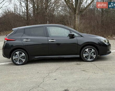 Черный Ниссан Лиф, объемом двигателя 0 л и пробегом 95 тыс. км за 16999 $, фото 14 на Automoto.ua