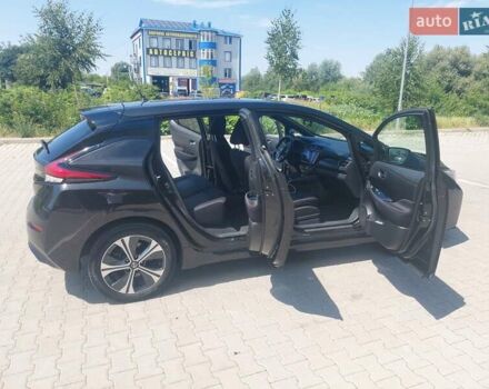 Черный Ниссан Лиф, объемом двигателя 0 л и пробегом 86 тыс. км за 15900 $, фото 16 на Automoto.ua