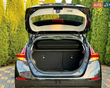 Черный Ниссан Лиф, объемом двигателя 0 л и пробегом 21 тыс. км за 15700 $, фото 12 на Automoto.ua