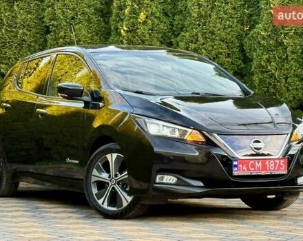 Черный Ниссан Лиф, объемом двигателя 0 л и пробегом 21 тыс. км за 15700 $, фото 1 на Automoto.ua