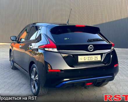 Чорний Ніссан Ліф, об'ємом двигуна 0.11 л та пробігом 98 тис. км за 15450 $, фото 3 на Automoto.ua