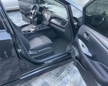 Черный Ниссан Лиф, объемом двигателя 0 л и пробегом 70 тыс. км за 13377 $, фото 12 на Automoto.ua