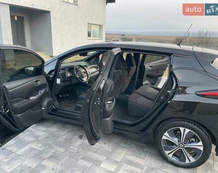 Чорний Ніссан Ліф, об'ємом двигуна 0 л та пробігом 70 тис. км за 13377 $, фото 6 на Automoto.ua